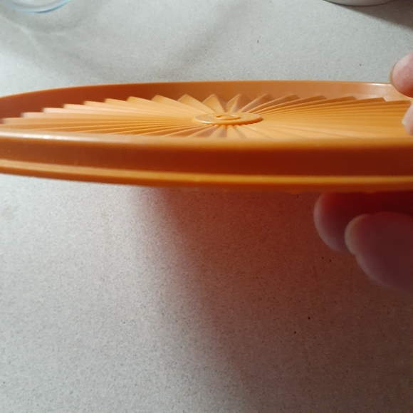 Vtg Tupperware Lid Seal #839 Orange for 7" Servalier® Bottom or Others - Picture 9 of 16